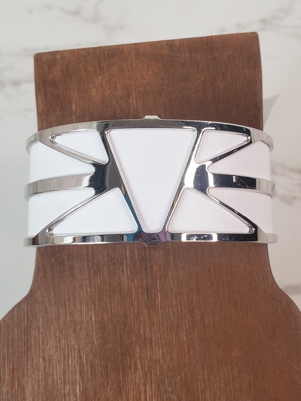 NWT LES GEORGETTES Interchangeable Silvertone Cuff Bracelet